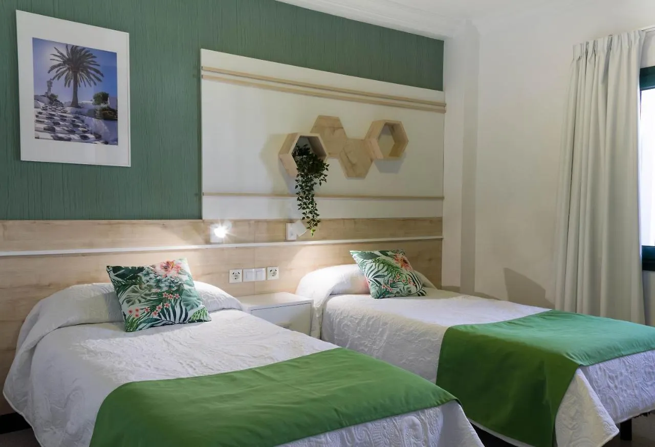 Apartamentos La Tegala Puerto del Carmen  2*, Puerto del Carmen (Lanzarote) Spain