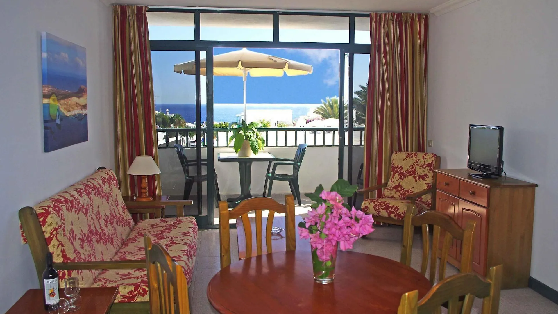Apartamentos La Tegala Puerto del Carmen  2*, Puerto del Carmen (Lanzarote)